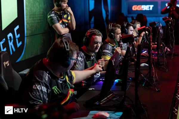 键时刻的精 键时刻的精