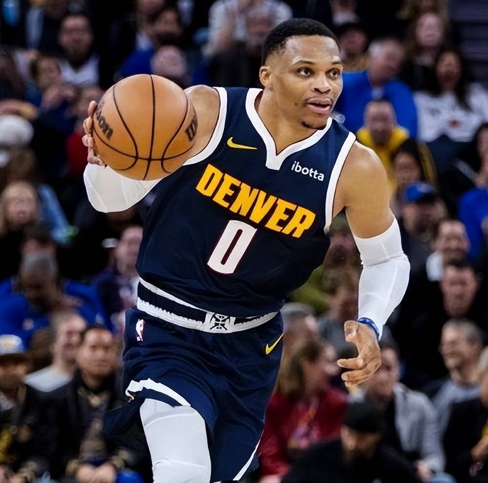 也透露出个 也透露出个