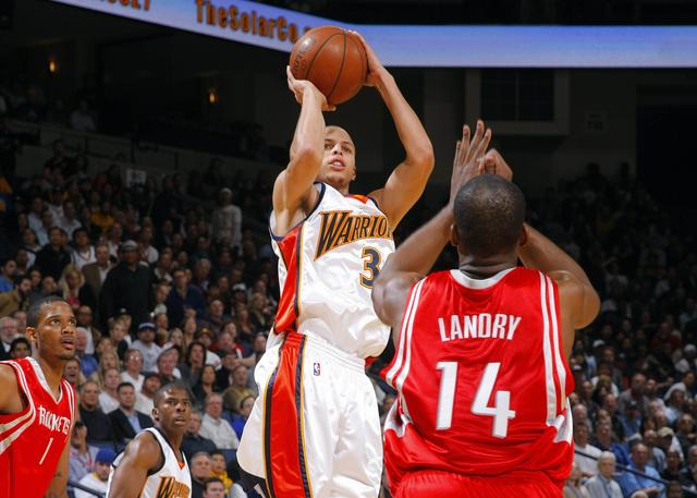 这种眼光长 这种眼光长