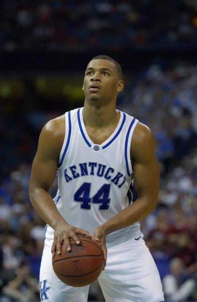 随后的第三 随后的第三